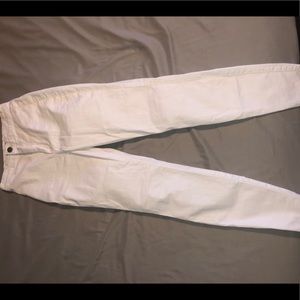 Super high waisted jeans